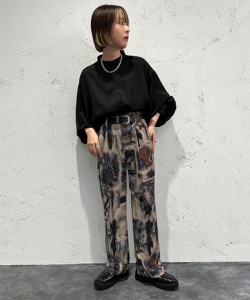 apres jour mignon(アプレジュールミニョン)の「シワシワサテンシャツ【ZOZOTOWN限定アイテム】(シャツ/ブラウス・レディース・グレイッシュベージュ/ブラック/パープル・フリー/X-LARGE)」の7枚目の写真
