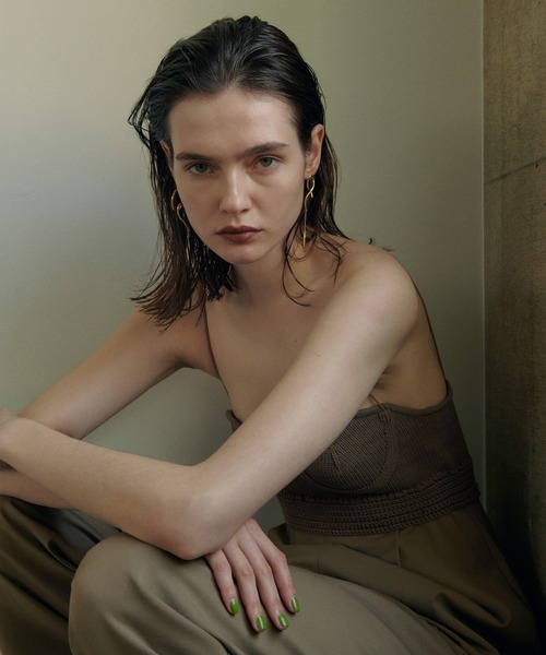 GOLDY(ゴールディ)の「ドローイング ライン アシンメトリー イヤリング(イヤリング・レディース・シルバー/ゴールド・FREE)」の14枚目の写真