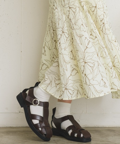 RETRO GIRL（レトロガール）の「グルカサンダル（サンダル・レディース・ブラック/ブラウン/オフホワイト・M/L）」の5枚目の写真