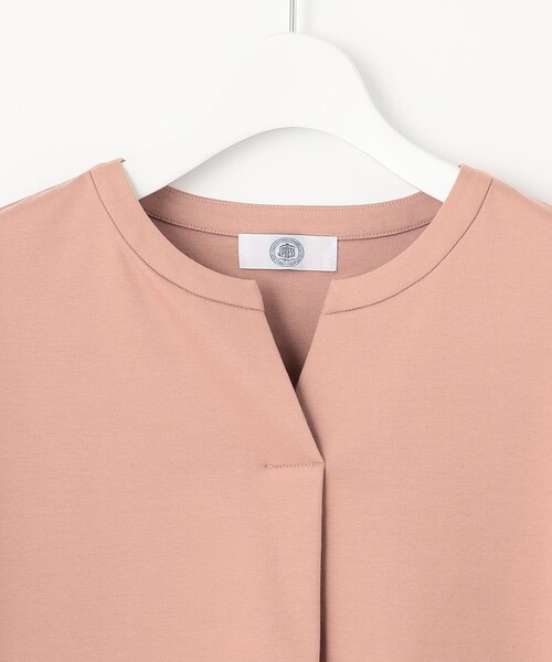 J.PRESS（ジェイプレス）の「【UVケア・接触冷感】コンパクトコットンスムース キーネック カットソー（Tシャツ/カットソー・レディース・ホワイト系/グレー系/ネイビー系/ブルー系/ベージュ系/ピンク系・T15/T13）」の20枚目の写真