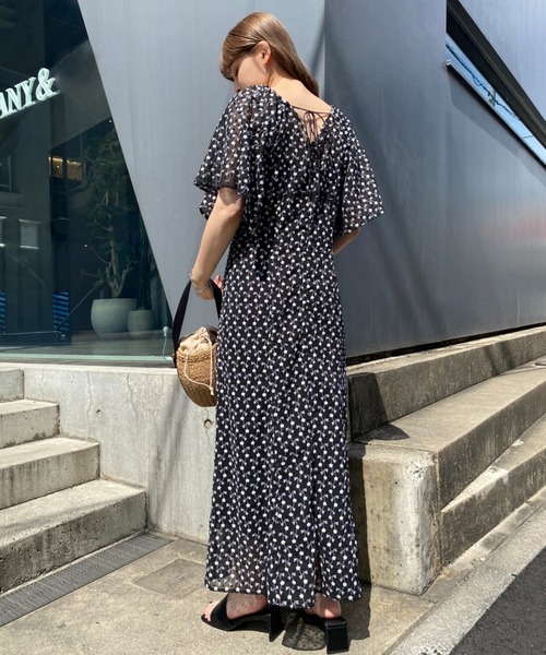 one after another NICE CLAUP(ワンアフターアナザーナイスクラップ)の「flower刺しゅうワンピ(ワンピース・レディース・ブラック/ピンク/アイボリー・FREE)」の6枚目の写真