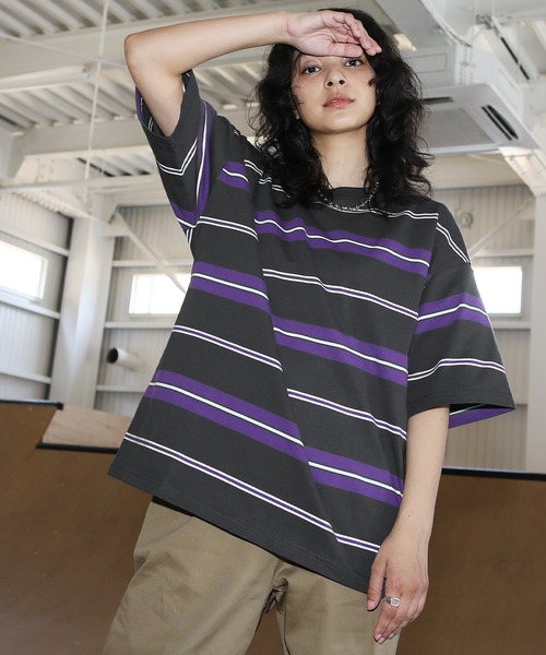 MSG（エムエスジー）の「Buyer's Select/オーバーサイズ5分袖ボーダー Tシャツ マルチボーダー（Tシャツ/カットソー・メンズ・イエロー系/ネイビー系1/ベージュ系1/ホワイト/ブラック/ブラック系1/ブラック系/ホワイト系1/チャコール/グリーン/グリーン系/ホワイト系/オレンジ系/ネイビー・L/XL/M）」の7枚目の写真