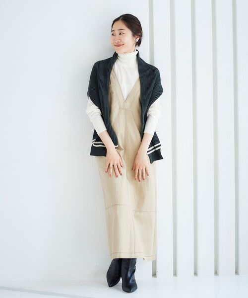 le.coeur blanc（ルクールブラン）の「ラインショルダーマフラー（マフラー・レディース・ベージュ/チャコールグレー・FREE）」の9枚目の写真