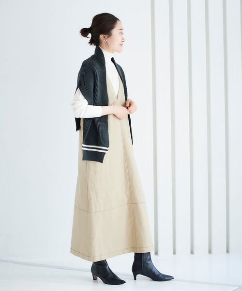 le.coeur blanc（ルクールブラン）の「ラインショルダーマフラー（マフラー・レディース・ベージュ/チャコールグレー・FREE）」の10枚目の写真