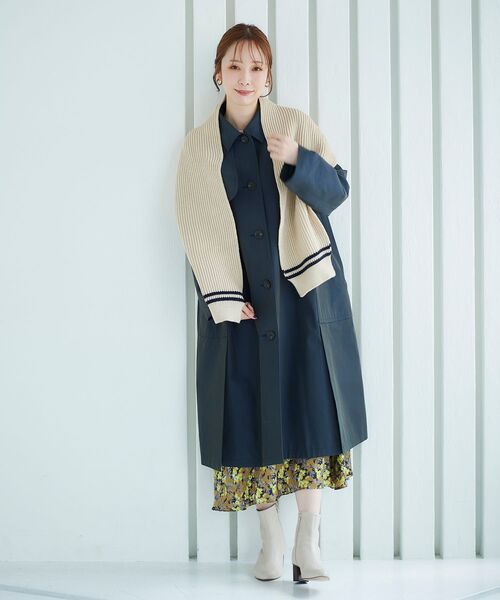 le.coeur blanc（ルクールブラン）の「ラインショルダーマフラー（マフラー・レディース・ベージュ/チャコールグレー・FREE）」の16枚目の写真