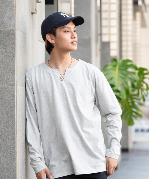Blue Standard (ブルースタンダード)の「【Blue Standard/ブルースタンダード】ZEROSTAIN ゼロステイン 汗染みの目立ちにくいTシャツ UVカット 撥水性 汚れが付きにくい キーネックロンT(Tシャツ/カットソー・メンズ・ホワイト/チャコールグレー/ブラック/杢グレー/ダークブルー・MEDIUM/LARGE/X-LARGE)」の5枚目の写真
