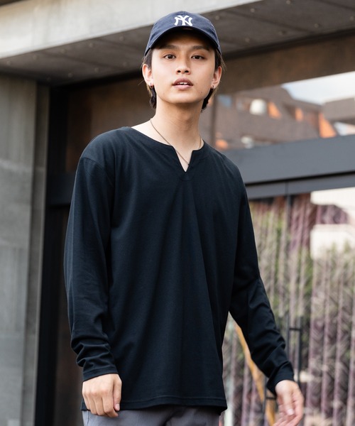 Blue Standard (ブルースタンダード)の「【Blue Standard/ブルースタンダード】ZEROSTAIN ゼロステイン 汗染みの目立ちにくいTシャツ UVカット 撥水性 汚れが付きにくい キーネックロンT(Tシャツ/カットソー・メンズ・ホワイト/チャコールグレー/ブラック/杢グレー/ダークブルー・MEDIUM/LARGE/X-LARGE)」の3枚目の写真