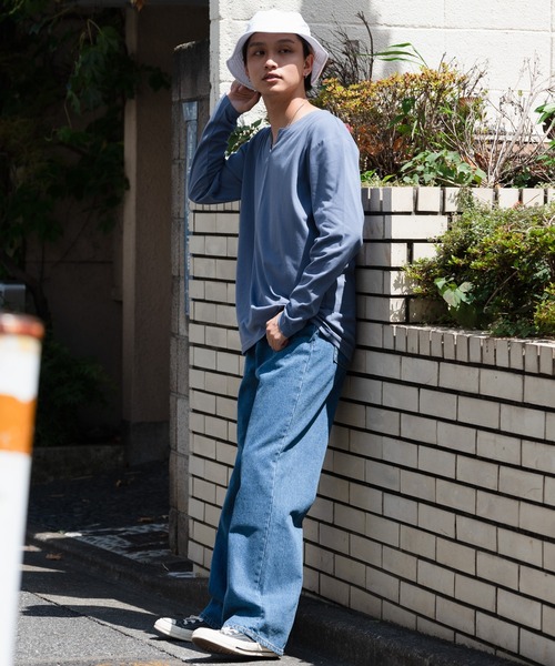 Blue Standard (ブルースタンダード)の「【Blue Standard/ブルースタンダード】ZEROSTAIN ゼロステイン 汗染みの目立ちにくいTシャツ UVカット 撥水性 汚れが付きにくい キーネックロンT(Tシャツ/カットソー・メンズ・ホワイト/チャコールグレー/ブラック/杢グレー/ダークブルー・MEDIUM/LARGE/X-LARGE)」の10枚目の写真