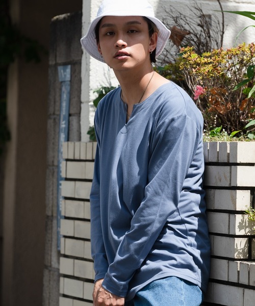 Blue Standard (ブルースタンダード)の「【Blue Standard/ブルースタンダード】ZEROSTAIN ゼロステイン 汗染みの目立ちにくいTシャツ UVカット 撥水性 汚れが付きにくい キーネックロンT(Tシャツ/カットソー・メンズ・ホワイト/チャコールグレー/ブラック/杢グレー/ダークブルー・MEDIUM/LARGE/X-LARGE)」の11枚目の写真