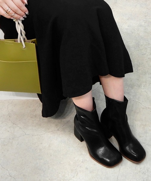 alala（アララ）の「オブリークトゥショートブーツ（ブーツ・レディース・アイボリー/ブラック/グレイッシュベージュ/キャメル・S/M/L/LL）」の6枚目の写真