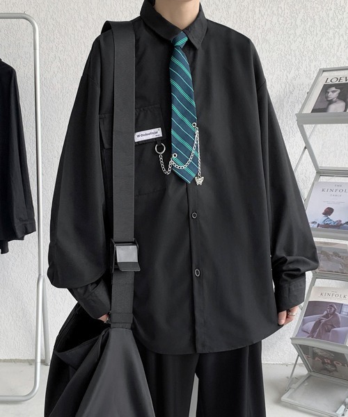 FVLMEN(フルメン)の「【FVLMEN】border tie charm longsleeve shirt/ボーダータイ チャーム付 ロングスリーブ シャツ(シャツ/ブラウス・メンズ・ホワイト/ブラック/ブルー・MEDIUM/LARGE/X-LARGE)」の2枚目の写真