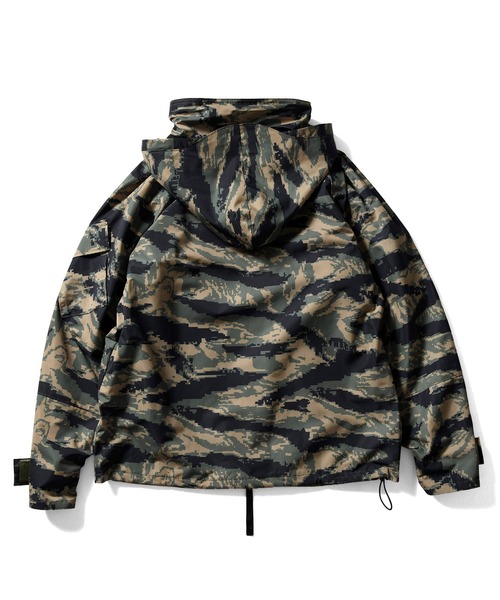 LFYT（エルエフワイティー）の「LFYT ラファイエット [Lafayette] - ミリタリー ツーレイヤー マウンテン パーカー [MILITARY 2 LAYER MOUNTAIN PARKA]（マウンテンパーカー・メンズ・ブラック/タイガーカモ・X-LARGE/LARGE）」の22枚目の写真
