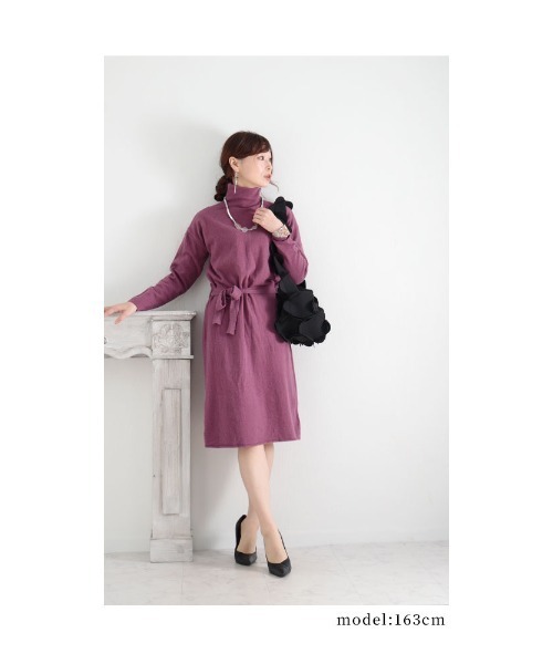 Sawa a la mode(サワアラモード)の「カラーで楽しむウエストリボンニットワンピース(ワンピース・レディース・ブルー/パープル/グリーン/レッド・FREE)」の17枚目の写真