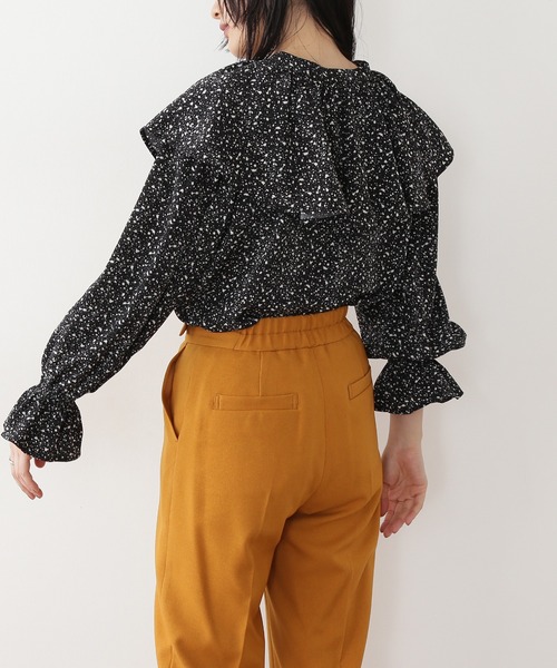 N.(N. Natural Beauty Basic)(エヌエヌナチュラルビューティーベーシック)の「◆ワイドフリルケープブラウス(シャツ/ブラウス・レディース・オフホワイト/ブラック系その他/ブルー・MEDIUM)」の11枚目の写真