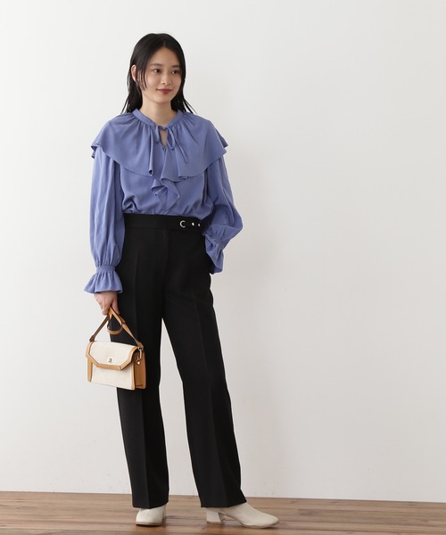 N.(N. Natural Beauty Basic)(エヌエヌナチュラルビューティーベーシック)の「◆ワイドフリルケープブラウス(シャツ/ブラウス・レディース・オフホワイト/ブラック系その他/ブルー・MEDIUM)」の8枚目の写真