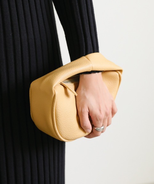 select MOCA（セレクトモカ）の「フェイクレザーワンハンドルミニバッグ（ハンドバッグ・レディース・ライトブラウン/ブラック/ベージュ・FREE）」の8枚目の写真