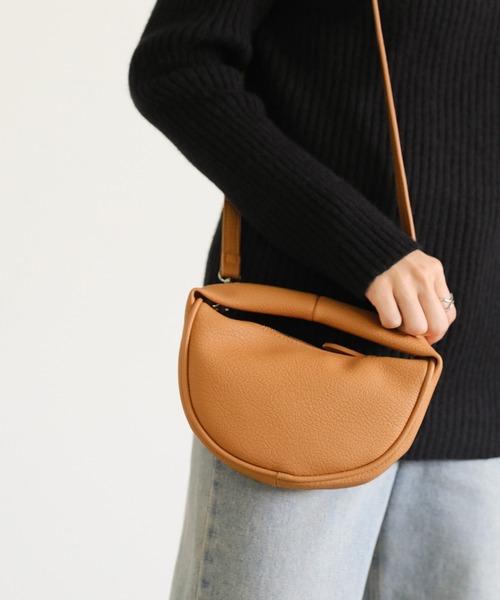 select MOCA（セレクトモカ）の「フェイクレザーワンハンドルミニバッグ（ハンドバッグ・レディース・ライトブラウン/ブラック/ベージュ・FREE）」の12枚目の写真