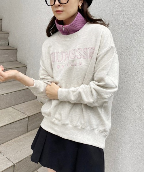 one after another NICE CLAUP（ワンアフターアナザーナイスクラップ）の「ゆるシルエットがポイント。ロゴ刺繍スウェット（スウェット・レディース・アイボリー/オートミール/スミクロ/サックスブルー・FREE）」の20枚目の写真