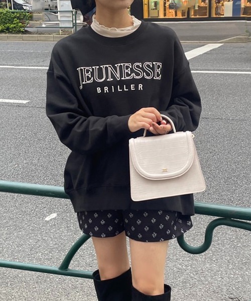 one after another NICE CLAUP（ワンアフターアナザーナイスクラップ）の「ゆるシルエットがポイント。ロゴ刺繍スウェット（スウェット・レディース・アイボリー/オートミール/スミクロ/サックスブルー・FREE）」の8枚目の写真