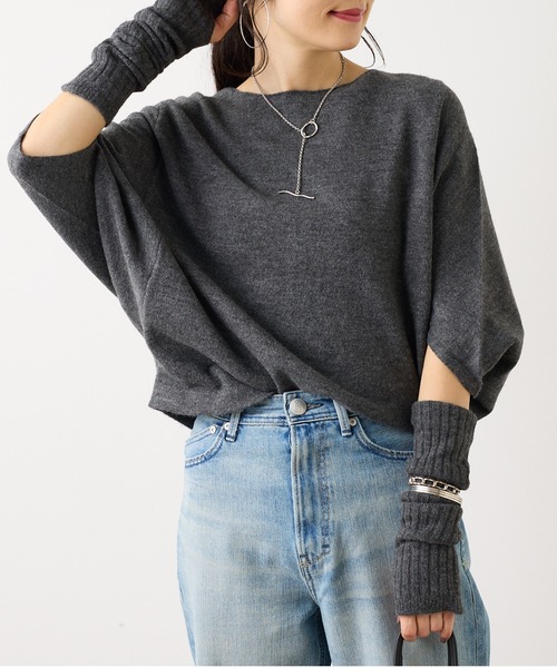 OUVRAGE CLASSE(ウヴラージュクラス)の「アームウォーマー付きポンチョニット(ニット/セーター・レディース・チャコールグレー/ブラック・FREE)」の17枚目の写真