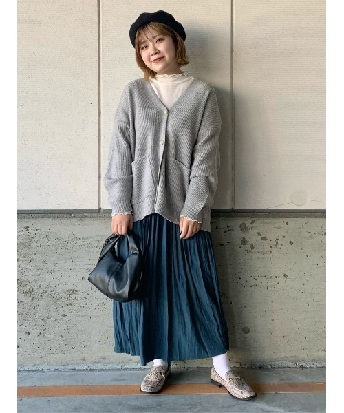 HONEYSUCKLE ROSE（ハニーサックルローズ）の「【HONEYSUCKLE ROSE】畦編みＶカーディガン（カーディガン/ボレロ・レディース・ダークベージュ/グレー/パープル・M/L）」の15枚目の写真
