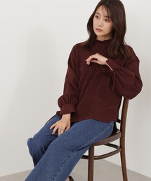 N.（N. Natural Beauty Basic）（エヌエヌナチュラルビューティーベーシック）の「◆ガルーダドビーフリルネックピンタックブラウス（シャツ/ブラウス・レディース）」