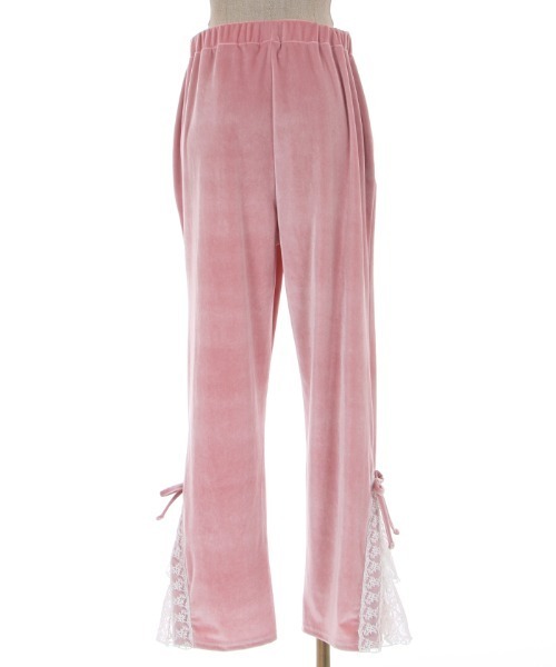 ♦ルック掲載✿ComCom✿新品タグ✤ベロア❇ベルベット❇裾フリル❇パンツ❇赤 先ほどのパンツを使用したコーディネートです⸝⸝⸝♡︎ 裾のフリルが