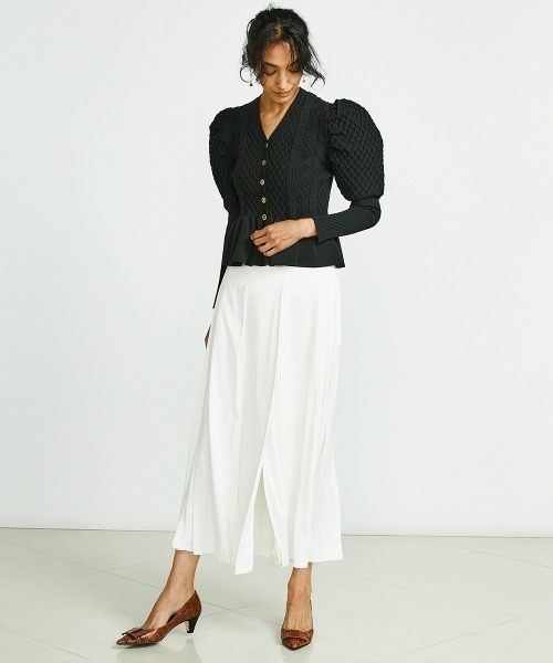 Sov.（ソブ）の「ボリュームスリーブケーブルニット（ニット/セーター