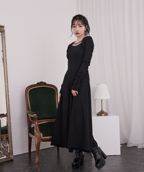 ANDGEEBEE（アンジービー）の「フィットアンドフレアリブワンピ（ワンピース・レディース・ベージュ/ブラック・MEDIUM）」の15枚目の写真