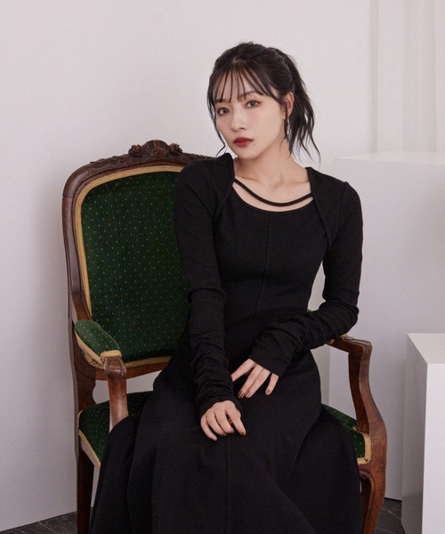 ANDGEEBEE（アンジービー）の「フィットアンドフレアリブワンピ（ワンピース・レディース・ベージュ/ブラック・MEDIUM）」の7枚目の写真