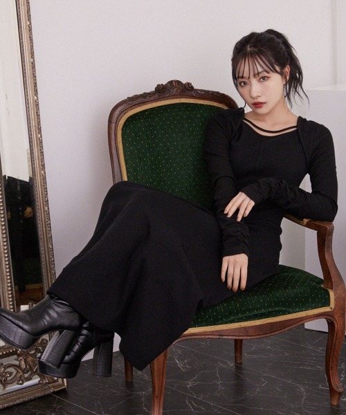 ANDGEEBEE（アンジービー）の「フィットアンドフレアリブワンピ（ワンピース・レディース・ベージュ/ブラック・MEDIUM）」の17枚目の写真