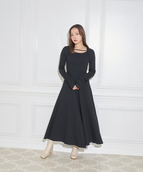 ANDGEEBEE（アンジービー）の「フィットアンドフレアリブワンピ（ワンピース・レディース・ベージュ/ブラック・MEDIUM）」の21枚目の写真