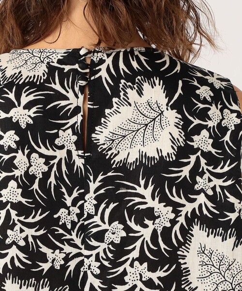 SOULEIADO（ソレイアード）の「リネンプリント ノースリーブ