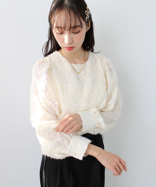GeeRA(ジーラ)の「シャギージャカードブラウス(シャツ/ブラウス・レディース・ラベンダー/アイボリー/ブラック・SMALL/MEDIUM/LARGE/X-LARGE)」の7枚目の写真