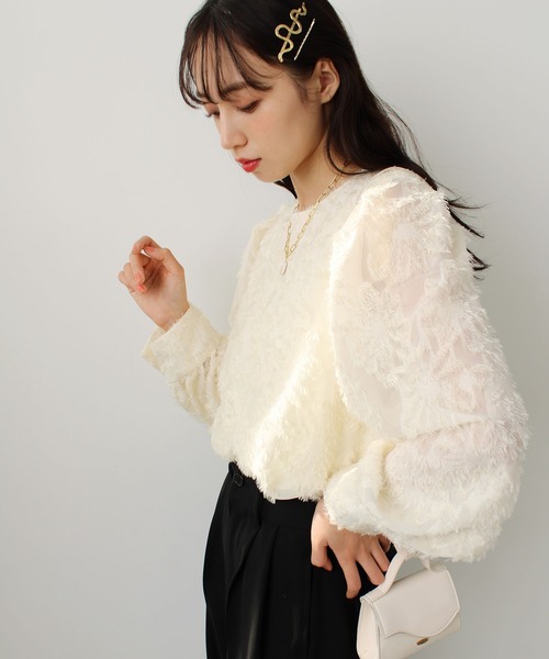 GeeRA(ジーラ)の「シャギージャカードブラウス(シャツ/ブラウス・レディース・ラベンダー/アイボリー/ブラック・SMALL/MEDIUM/LARGE/X-LARGE)」の12枚目の写真