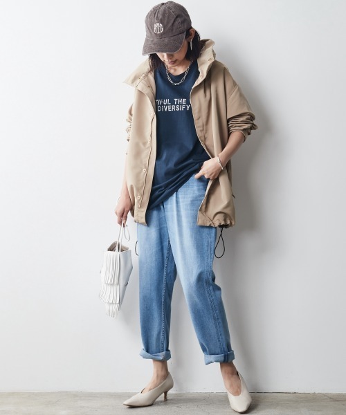 CHIC STYLE（シックスタイル）の「＜大きいサイズ＞綿100％ライトオンスデニムテーパードパンツ シックスタイル（デニムパンツ・レディース・ネイビー系/ブルー系・L/LL/3L/5L/4L）」の9枚目の写真