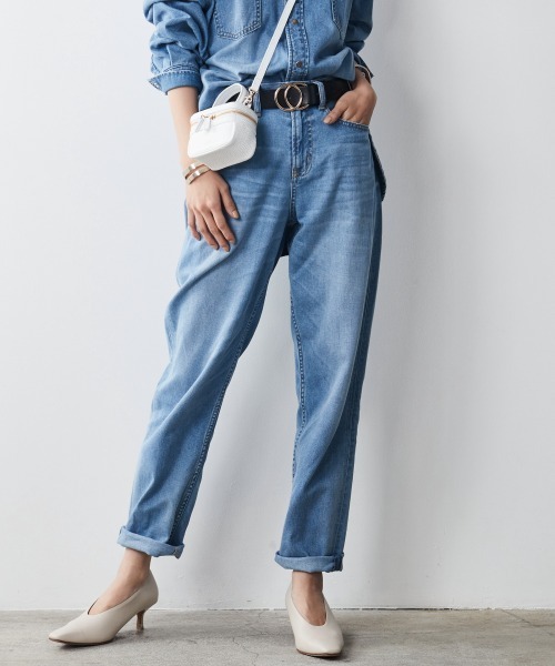 CHIC STYLE（シックスタイル）の「＜大きいサイズ＞綿100％ライトオンスデニムテーパードパンツ シックスタイル（デニムパンツ・レディース・ネイビー系/ブルー系・L/LL/3L/5L/4L）」の15枚目の写真