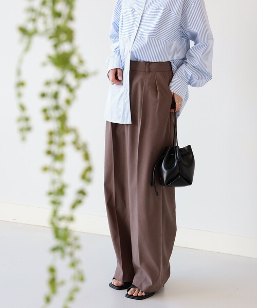 Ray BEAMS（レイビームス）の「Ray BEAMS / 2タック ストレート カラー パンツ（その他パンツ・レディース・ダークブラウン/ミント/レッド系その他・0/1）」の8枚目の写真