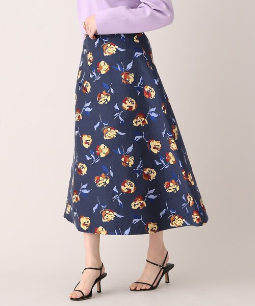 UNTITLED（アンタイトル）の「◇【1枚で華やか】ローズジャカード