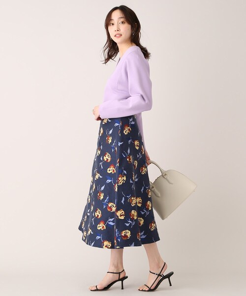 UNTITLED（アンタイトル）の「◇【1枚で華やか】ローズジャカード