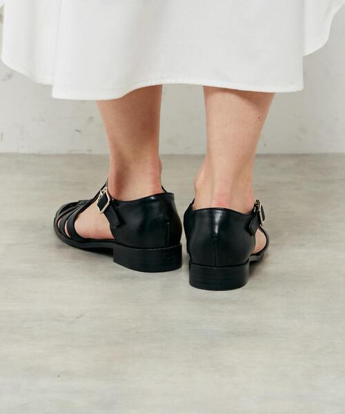 MELROSE claire（メルローズ クレール）の「【“きちんと感”もある大人のグルカサンダル】（サンダル・レディース・アイボリー/ブラック/キャメル・3/2/4）」の18枚目の写真