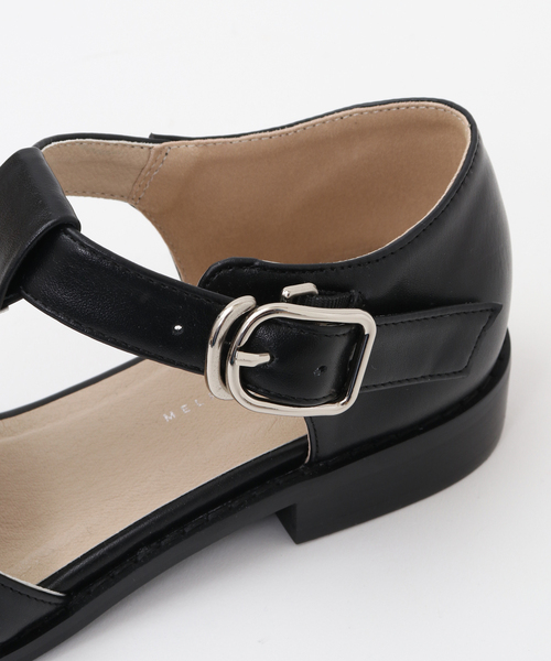 MELROSE claire（メルローズ クレール）の「【“きちんと感”もある大人のグルカサンダル】（サンダル・レディース・アイボリー/ブラック/キャメル・3/2/4）」の17枚目の写真