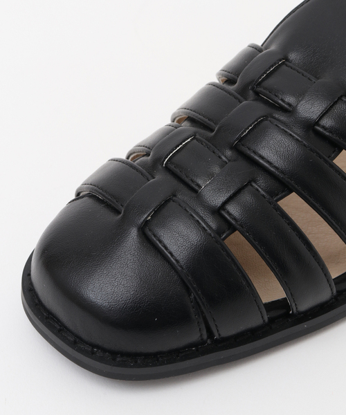 MELROSE claire（メルローズ クレール）の「【“きちんと感”もある大人のグルカサンダル】（サンダル・レディース・アイボリー/ブラック/キャメル・3/2/4）」の15枚目の写真