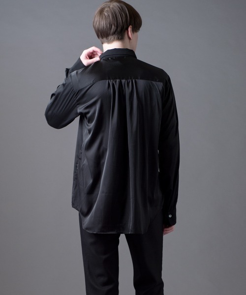 Buffalo Bobs(バッファローボブズ)の「TOROMI-RUFFLE(トロミ-ラッフル) とろみ ラッフル サテン シャツ(シャツ/ブラウス・メンズ・ホワイト/ブラック・1-2/2-3)」の16枚目の写真