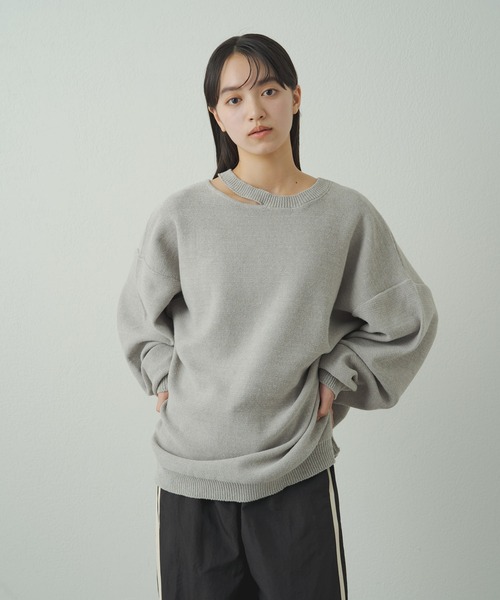 earthy（アーシー）の「デザインネックニット（ニット/セーター・レディース・グレー/オフホワイト/ブラック・FREE）」の6枚目の写真