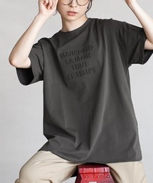 e-zakkamania stores | エンボス加工 レタリングロゴ TEE［ラウンドヘム］(Tシャツ/カットソー)