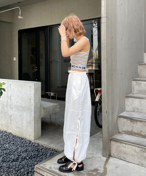 HELLO.SANFRANCISCO（ハローサンフランシスコ）の「【HELLO.SANFRANCISCO/ハローサンフランシスコ】ジャガードゴムクロップドタンクトップ（タンクトップ・レディース・ブラック/サックスブルー・FREE）」の21枚目の写真