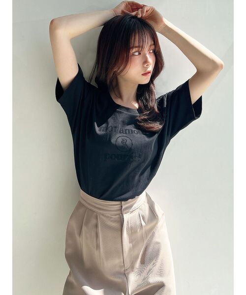 RESEXXY(リゼクシー)の「エンブレムロゴTシャツ(Tシャツ/カットソー・レディース・ベージュ/ブラック/ホワイト・FREE)」の16枚目の写真