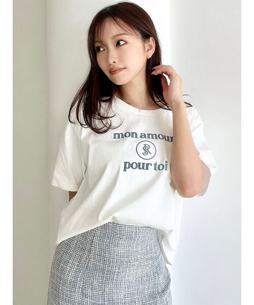 RESEXXY(リゼクシー)の「エンブレムロゴTシャツ(Tシャツ/カットソー・レディース・ベージュ/ブラック/ホワイト・FREE)」の20枚目の写真