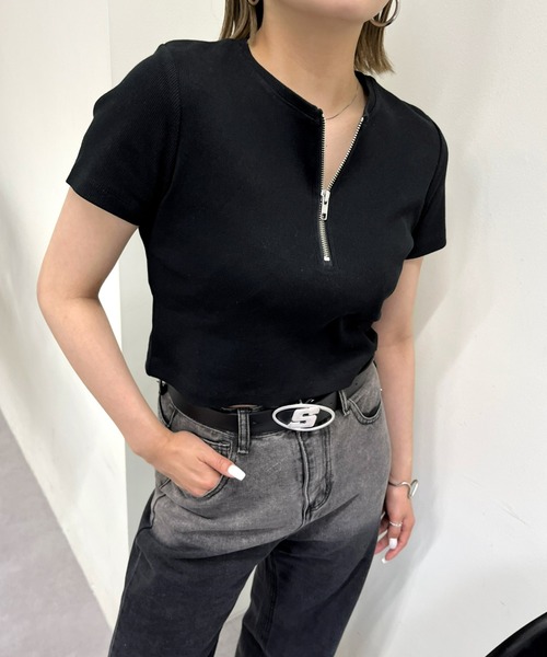 WHO'S WHO gallery(フーズフーギャラリー)の「ハーフジップショートTEE(Tシャツ/カットソー・レディース・ホワイト/ライトグレー/ブラック/チャコールグレー・FREE)」の10枚目の写真